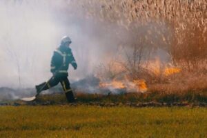 UGT lanza una campaña en redes sociales para reclamar a las Administraciones mayor coordinación y más recursos en la lucha contra incendios