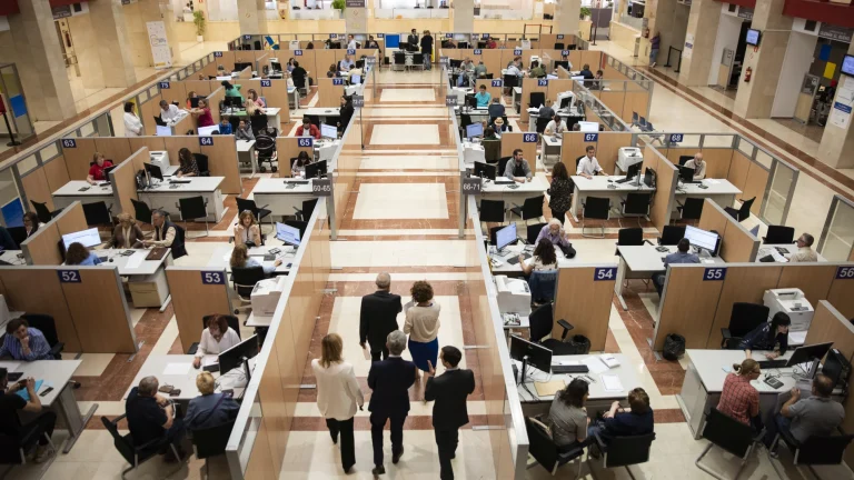 Lee más sobre el artículo MINISTERIO DE TRABAJO Y ECONOMÍA SOCIAL: Acuerdo de Refuerzo Estructural del Organismo Estatal Inspección de Trabajo y Seguridad Social. Más sombras que luces.