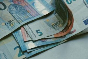 UGT impulsa el V Convenio poniendo en la mesa los temas retributivos
