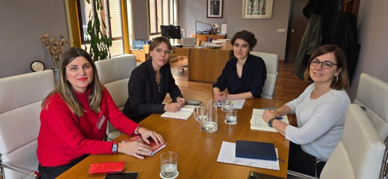 Lee más sobre el artículo UGT insta a los grupos parlamentarios a que encuentren el consenso necesario para materializar una Ley Estatal Básica de Servicios Sociales