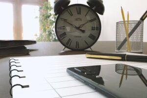 UGT informa que la reducción de jornada a 35 horas para la jornada general y 37,5 para la jornada de especial dedicación entra en vigor desde hoy en el Ministerio de Cultura