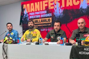 UGT y CCOO convocan una gran manifestación en Valladolid para exigir la dignificación de los colectivos de bomberos forestales y agentes medioambientales