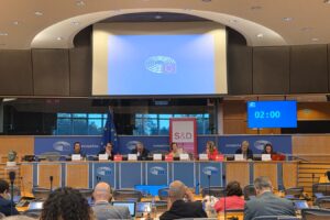 UGT insiste en Bruselas en evaluar los riesgos psicosociales y organizativos  de los bomberos forestales y aplicar las medidas que se deriven para preservar la salud del colectivo