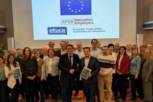 UGT no se conforma con la subida de sueldo del profesorado e impulsa en Bruselas acuerdos que permitan mejorar aún más las condiciones laborales de los docentes españoles