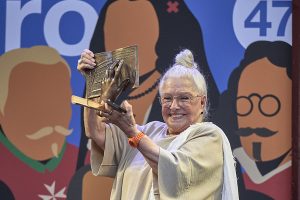 La actriz Lola Herrera recibe en Almagro el Premio Lorenzo Luzuriaga que concede UGT Servicios Públicos