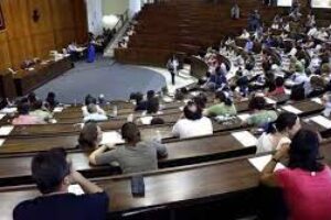 UGT exige a la nueva Directora General de Función Pública que agilice el proceso selectivo del Cuerpo Auxiliar (C2) de la AGE