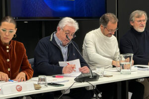 Las nóminas de los empleados públicos se incrementarán nueve puntos en un plazo de 13 meses, gracias al Acuerdo Marco para la mejora del empleo público y el servicio a la ciudadanía