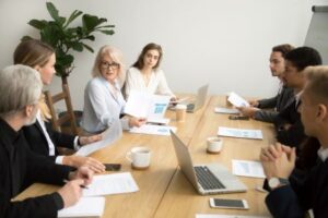 La Seguridad Social convoca una reunión extraordinaria para adaptar el calendario laboral